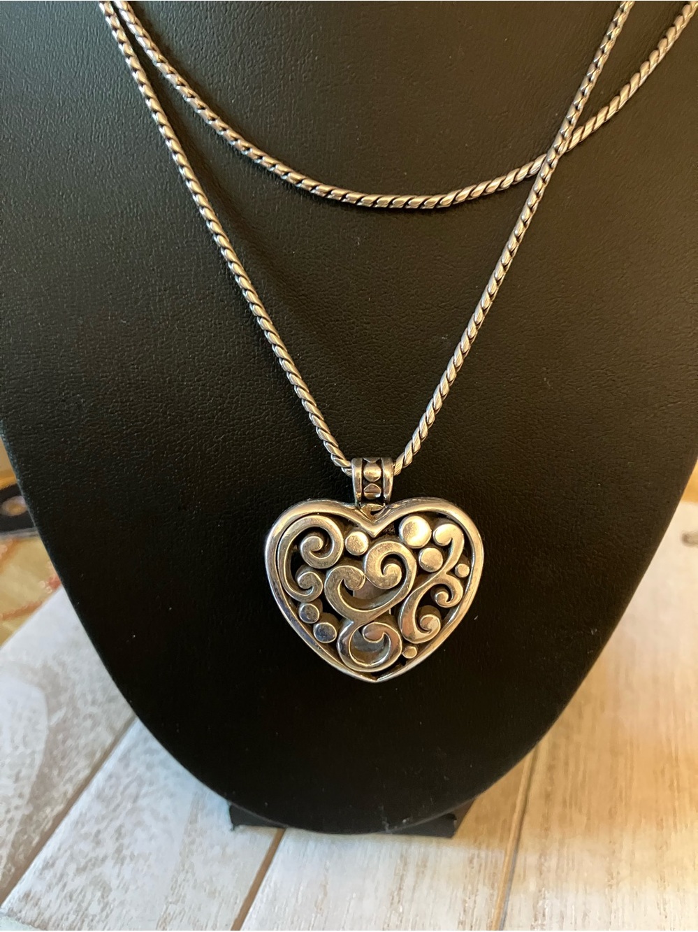 🌸Brighton Contempo Heart Badge Clip Necklace